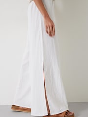Hush White Elodie Beach 100% Cotton Trousers - Image 4 of 5