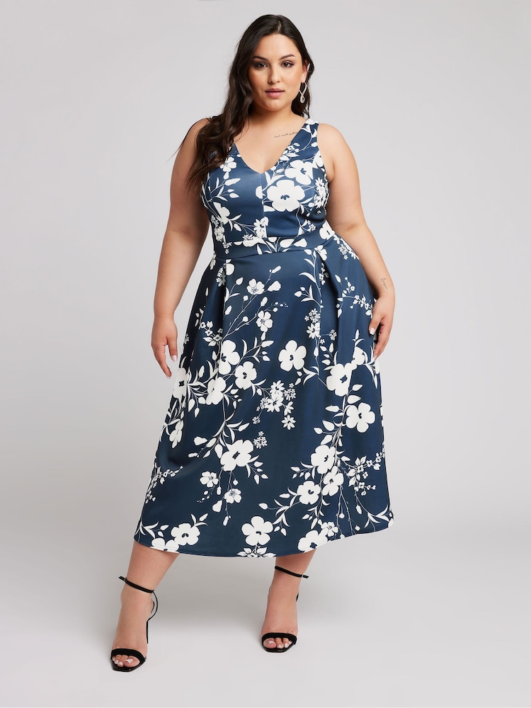 Yours Curve Blue London V-Neck Pleated Dress - Image 1 of 5