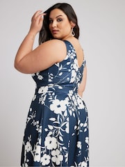 Yours Curve Blue London V-Neck Pleated Dress - Image 4 of 5