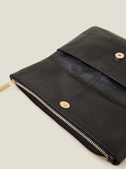 Accessorize Leather Fold-Over Clutch Bag - Bild 4 von 4