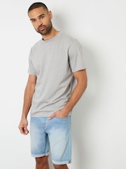 Threadbare Blue Turn Up Denim Shorts - Image 3 of 4