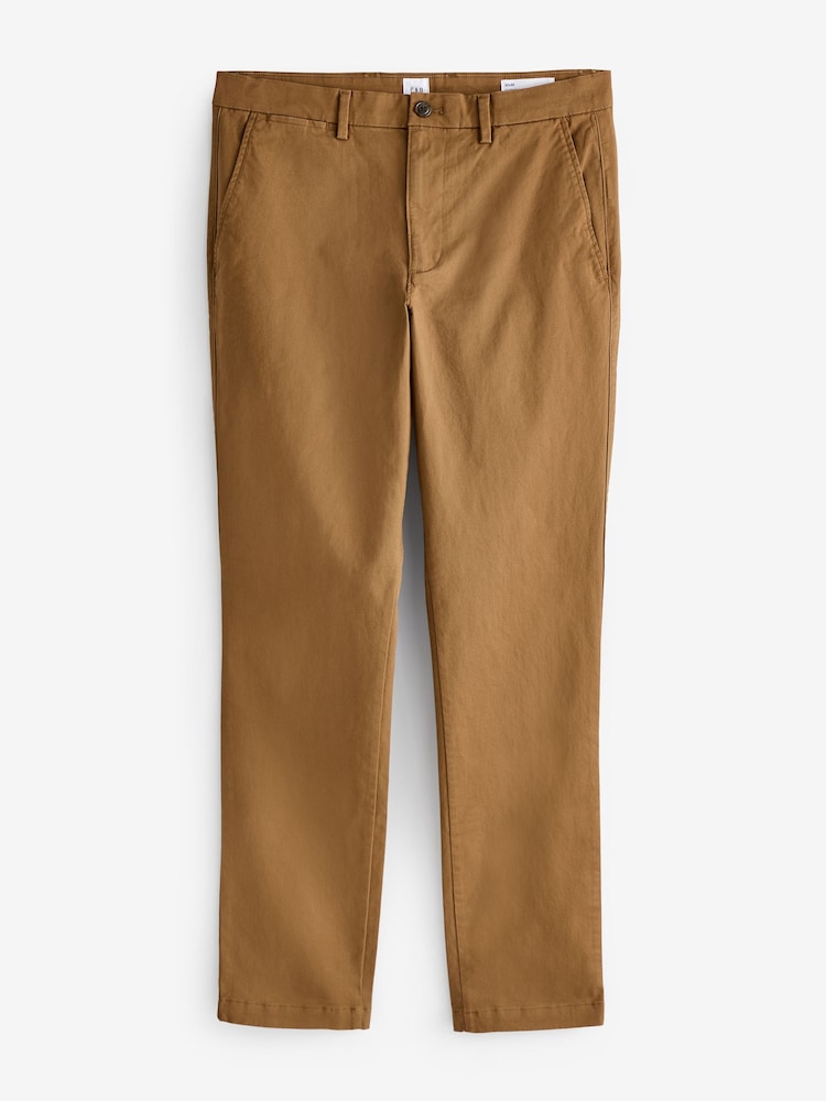 Pantalones chinos básicos y elásticos de Gap - Imagen 1 de 4 Pantalones chinos básicos y elásticos de Gap - Imagen 1 de 4