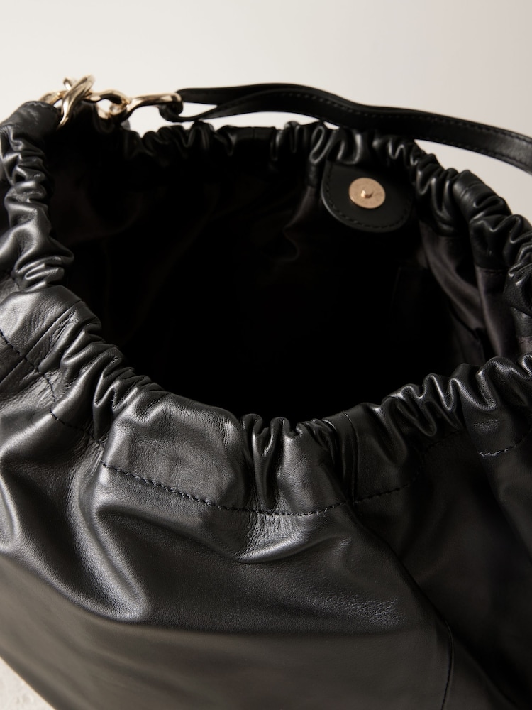 Black Leather Chunky Chain Shoulder Bag - Image 6 of 9