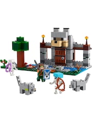 LEGO Minecraft The Wolf Stronghold Toy Set - Image 2 of 8