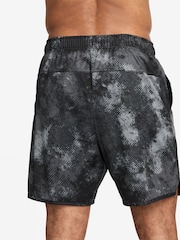 Nike Black Totality Camo 7 inch Dri-FIT Unlined Training Shorts - Image 2 of 4