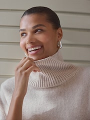 White Ecru Relaxed Fit Oversized Premium Knitted Jumper with Cashmere - Image 5 of 8