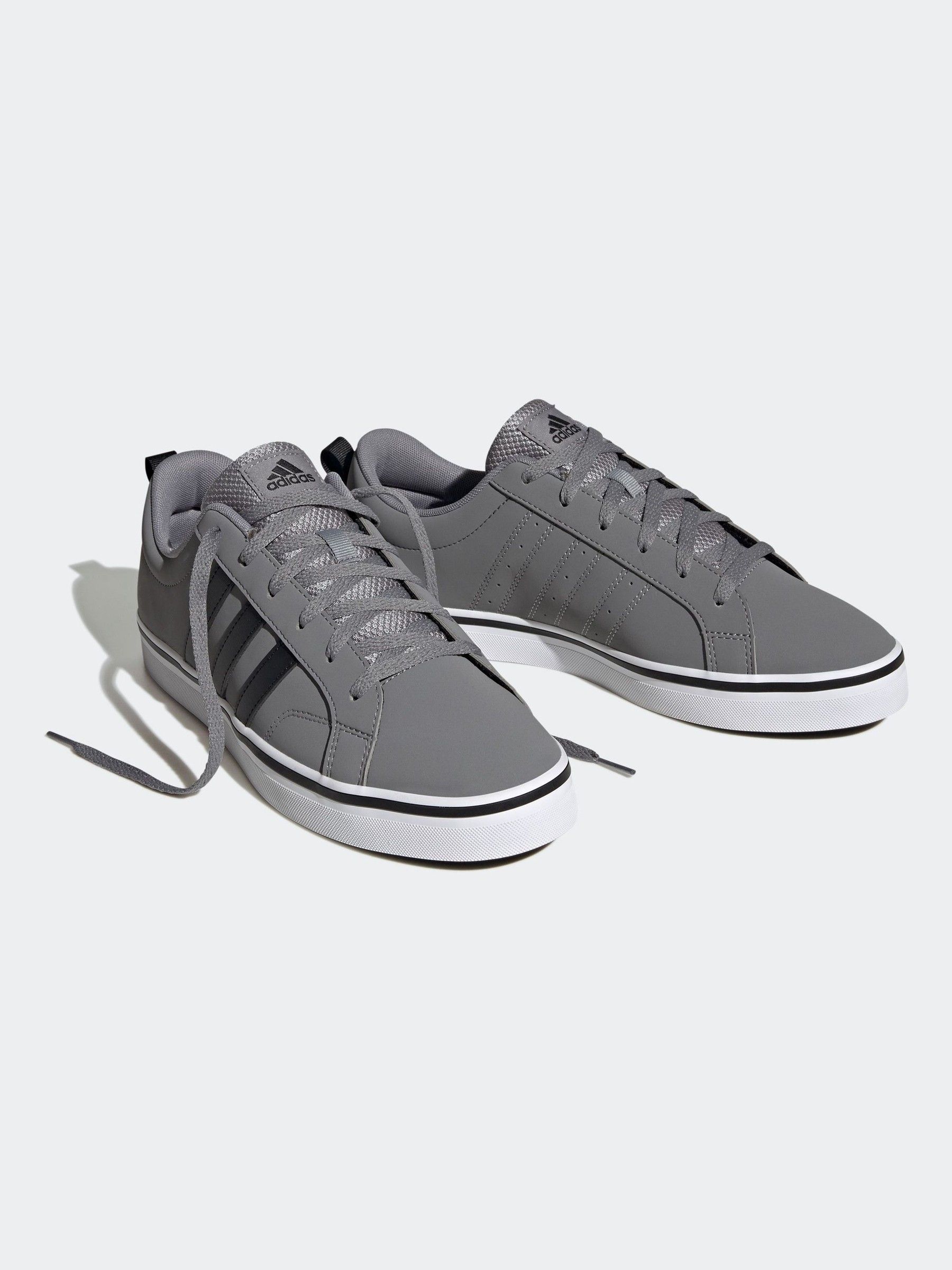 Kaufe Sie Grau Schwarz adidas Vs Pace 2.0 Shoes bei Next Deutschland