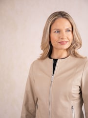 Lakeland Leather Cream Crosby Collarless Leather Jacket - Image 5 of 9