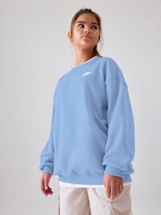 Nike Blue Pulse Oversized Club Fleece Sweatshirt - Image 2 of 9