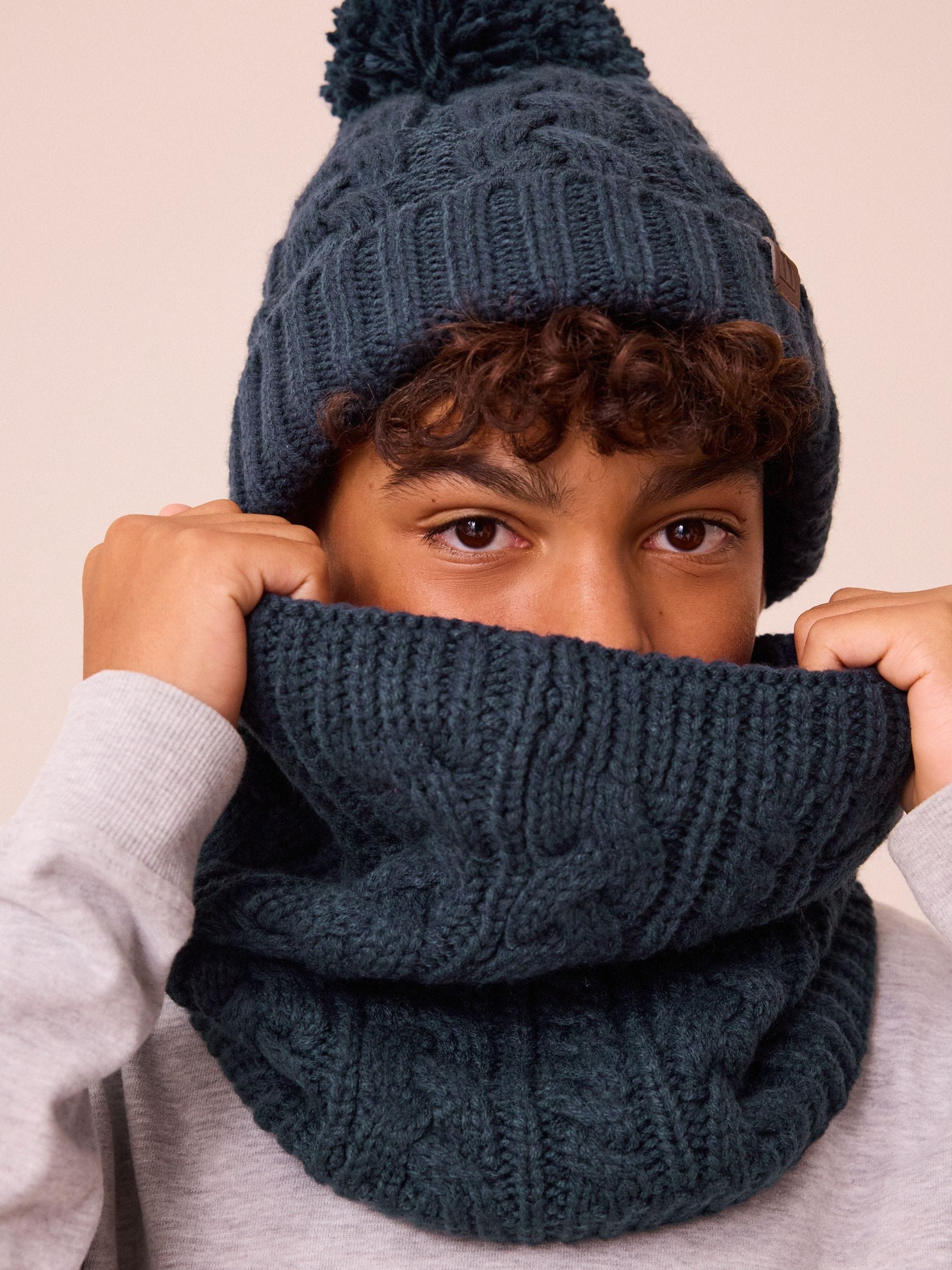 Next：日本 ネイビー ブルー - ケーブルニット ポンポン 帽子（1 〜 16