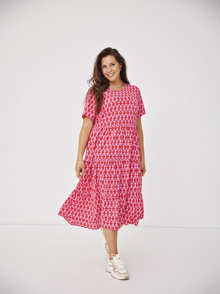 ONLY Curve Pink Printed Short Sleeve Tiered Maxi Dress - Image 1 of 7