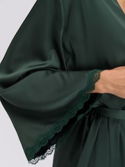 Bata corta de satén Kaya de Boux Avenue - Imagen 5 de 6