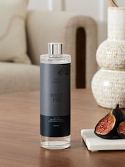 Country Luxe Wild Fig 200ml Fragranced Reed Diffuser Refill - Image 1 of 2