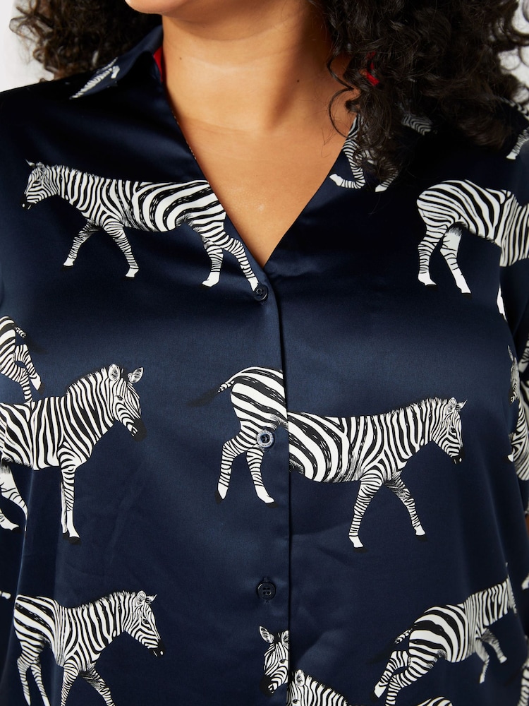 Chelsea Peers Blue Curve Satin Zebra Print  Short Pyjama Set - Image 5 of 5