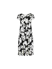 Live Unlimited Black Curve Mono Leaf Print Jersey Keyhole Maxi Dress - Image 7 of 7