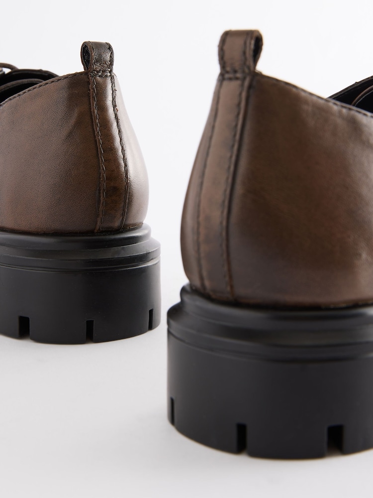 Brązowy - Forever Comfort® Leather Cleat Brogue Lace-Up Shoes - Image 10 of 11