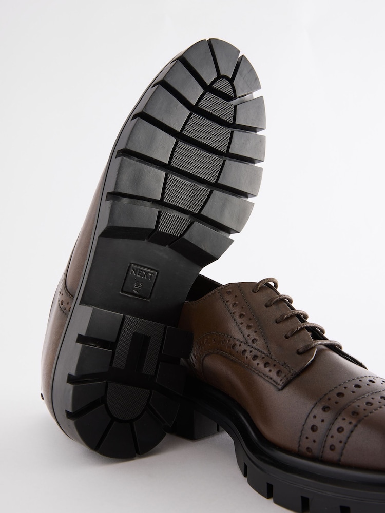 Brązowy - Forever Comfort® Leather Cleat Brogue Lace-Up Shoes - Image 7 of 11