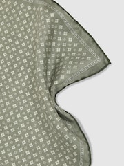Reiss Olive Pulcino Reversible Silk Pocket Square - Image 4 of 5