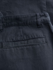 Seasalt Cornwall Blue Short Mens Helmsman Trousers - Image 4 of 4