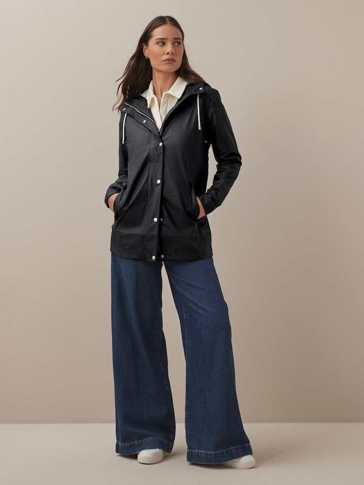 Ilse Jacobsen Straight Fit Lightweight Waterproof Rain Jacket - Image 5 of 10