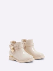 River Island Cream Girls Patent Bow Padlock Boots - Image 2 of 5