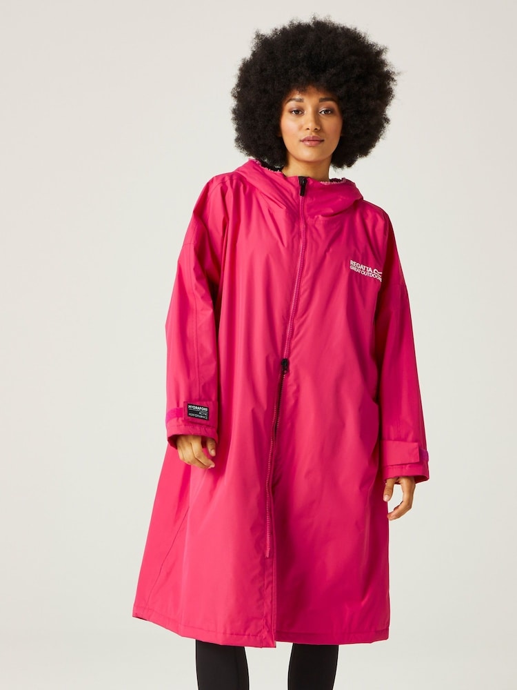 Regatta Pink Adult Waterproof Changing Robe - Image 4 of 10