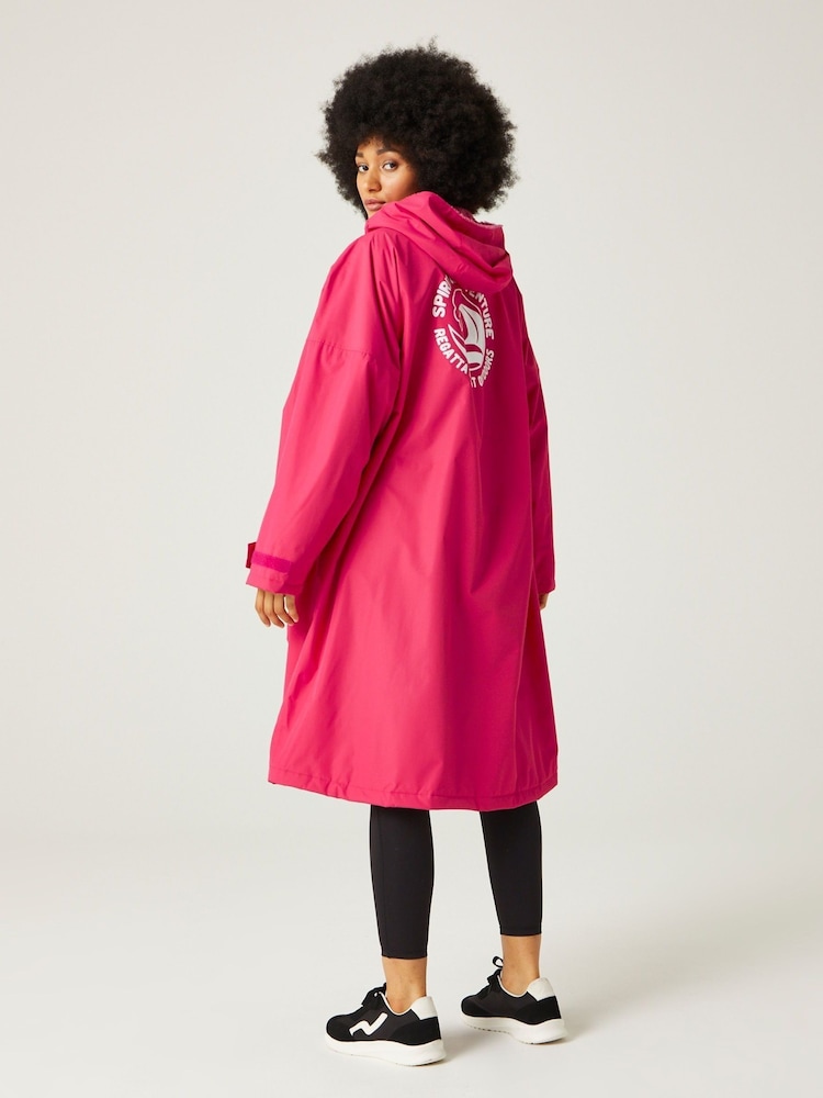 Regatta Pink Adult Waterproof Changing Robe - Image 6 of 10