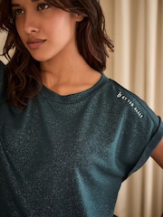 طقم بيجامة برّاق بلون أزرق على أخضر من B by Ted Baker - صورة 5 من 11