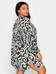 Yours Curve Crinkle-Strandhemd mit abstraktem Print - Bild 3 von 4