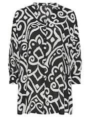Yours Curve Crinkle-Strandhemd mit abstraktem Print - Bild 4 von 4