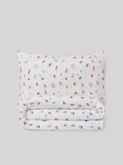 White Brushed Santa Icon Christmas Duvet Cover and Pillowcase Set - Image 5 of 8