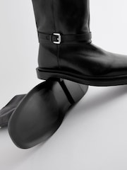 Cuero negro - Forever Comfort® Buckle Detail Rider Boots - Imagen 8 de 9