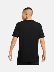 Nike Black Sportswear Club Graphic T-Shirt - Image 2 of 3