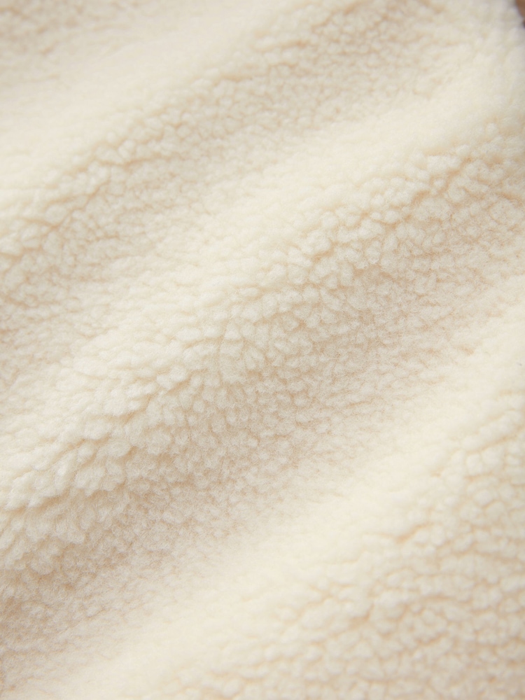 Creme - Wendbare Weste aus Borg-Teddyfell - Bild 8 von 8 Creme - Wendbare Weste aus Borg-Teddyfell - Bild 8 von 8