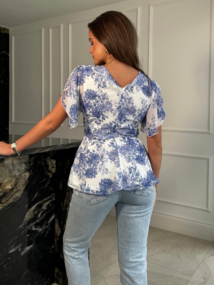 Girl In Mind Cleo Top mit gerafftem Detail und V-Ausschnitt - Bild 2 von 4