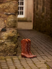 Penelope Chilvers Silvestre Stud Cowboy Brown Boots - Image 8 of 8