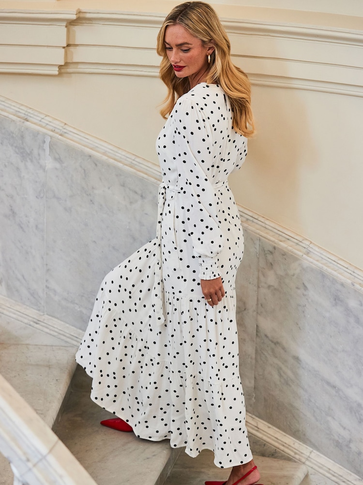 Sosandar White Spot Print Tiered Hem Belted Dress - Image 2 of 5