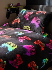 Black Drippy Gamer Super Soft Reversible Fleece Duvet Cover and Pillowcase Set - Image 3 of 5