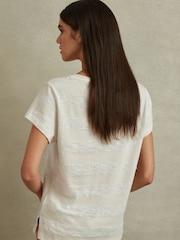 Reiss Neutral/Ivory Nola Linen-Cotton Striped V-Neck T-Shirt - Image 4 of 5