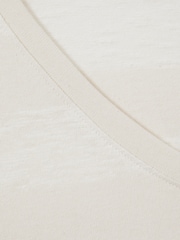 Reiss Neutral/Ivory Nola Linen-Cotton Striped V-Neck T-Shirt - Image 5 of 5