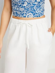 PixieGirl Petite White Wide Leg Trousers - Image 4 of 5