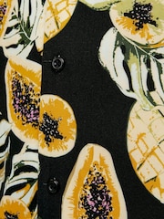 Revere Collar Printed Short Sleeve Shirt - Image 7 of 7