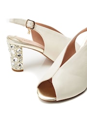 Белый - Moda in Pelle Melonia с открытым носком Jewelled каблуки сандалии - Image 4 of 4