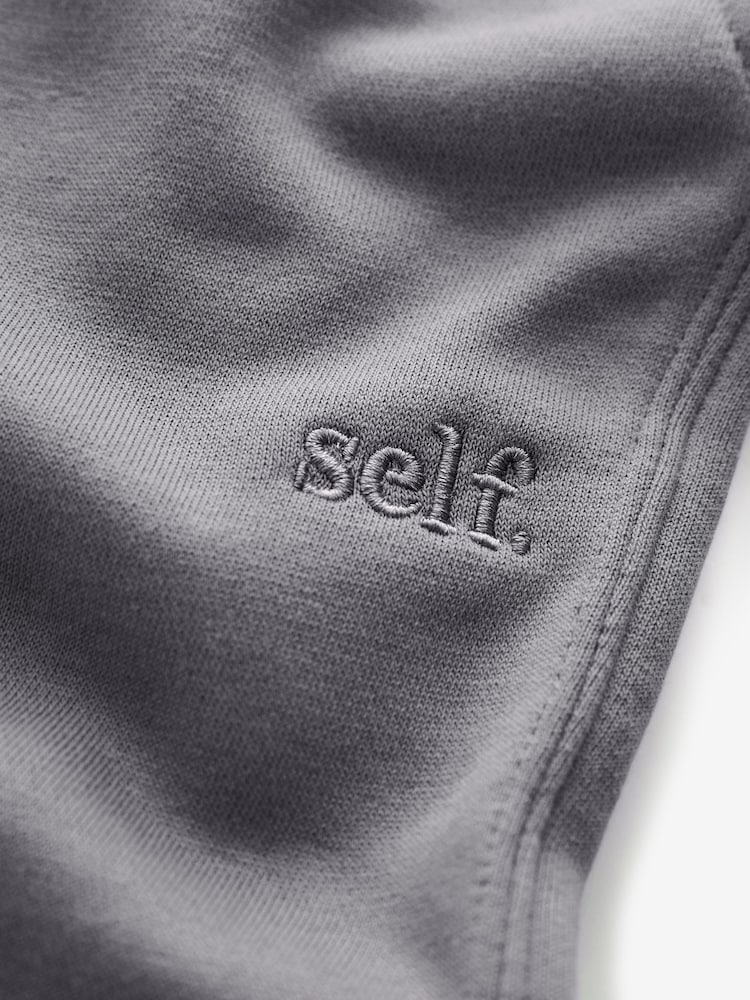 Lila - self. Jogginghose mit weitem Bein - Bild 6 von 6 Lila - self. Jogginghose mit weitem Bein - Bild 6 von 6