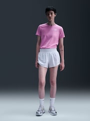 Nike Sportswear Club Essentials T-Shirt - Bild 1 von 5