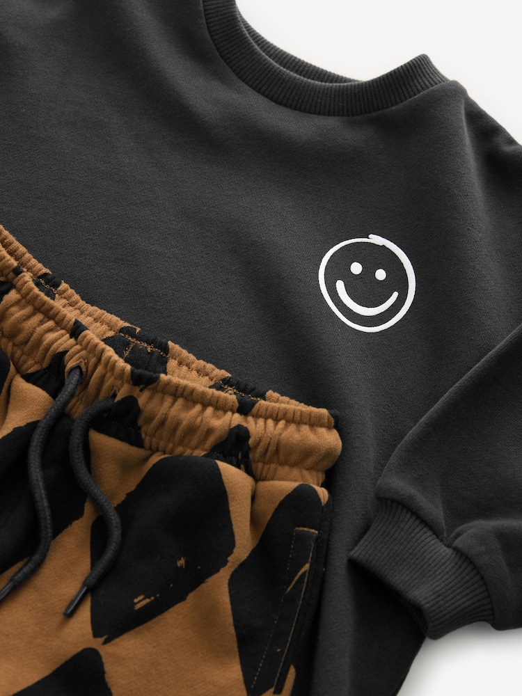 Black/Brown Harlequin 100% Cotton Sweatshirt and Patterned Joggers Set (3mths-7yrs) - Image 6 of 6