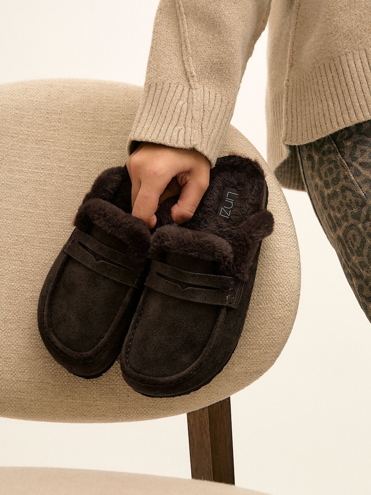 Qəhvəyi süet - Linzi Elma Fur Mule Slippers - 7şəkildən 7 şəkil Qəhvəyi süet - Linzi Elma Fur Mule Slippers - 7şəkildən 7 şəkil