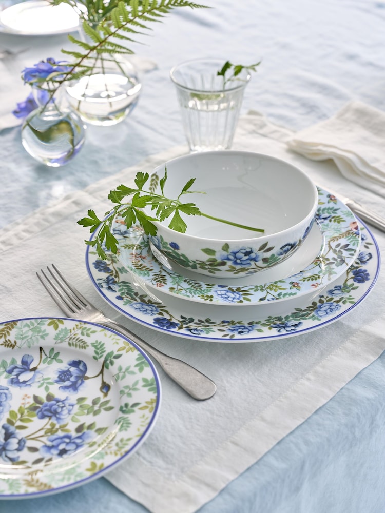 Designers Guild Porcelaine De Chine Pasta Bowls Set Of 4 - Image 4 of 4