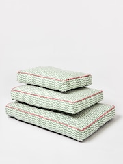 Oliver Bonas Green/White Wavy Pet Medium Bed - Image 4 of 4