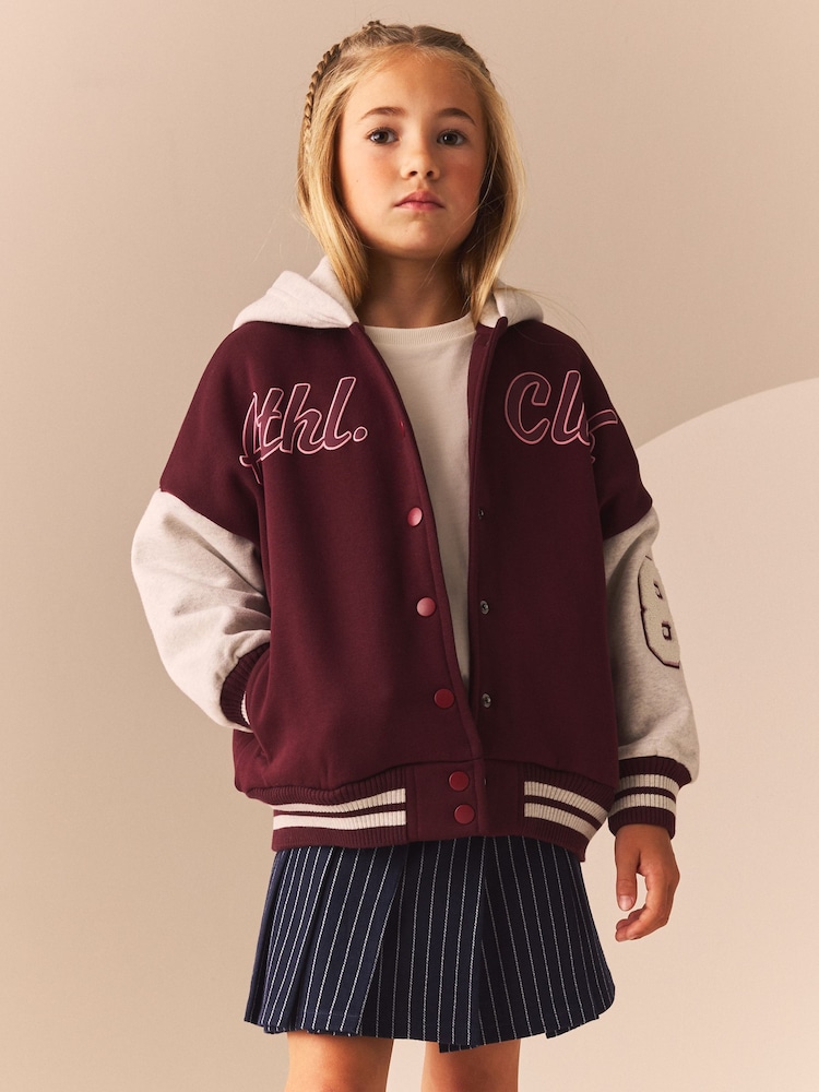 Beerenrot - Jacke im College-Stil mit Stickerei (3—16J.) - Bild 1 von 9 Beerenrot - Jacke im College-Stil mit Stickerei (3—16J.) - Bild 1 von 9